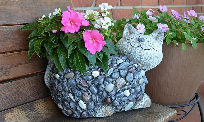 Planter Cat Stone Effect