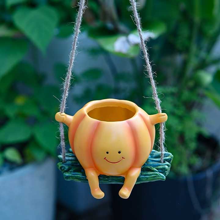 Smiling Swinging Planter