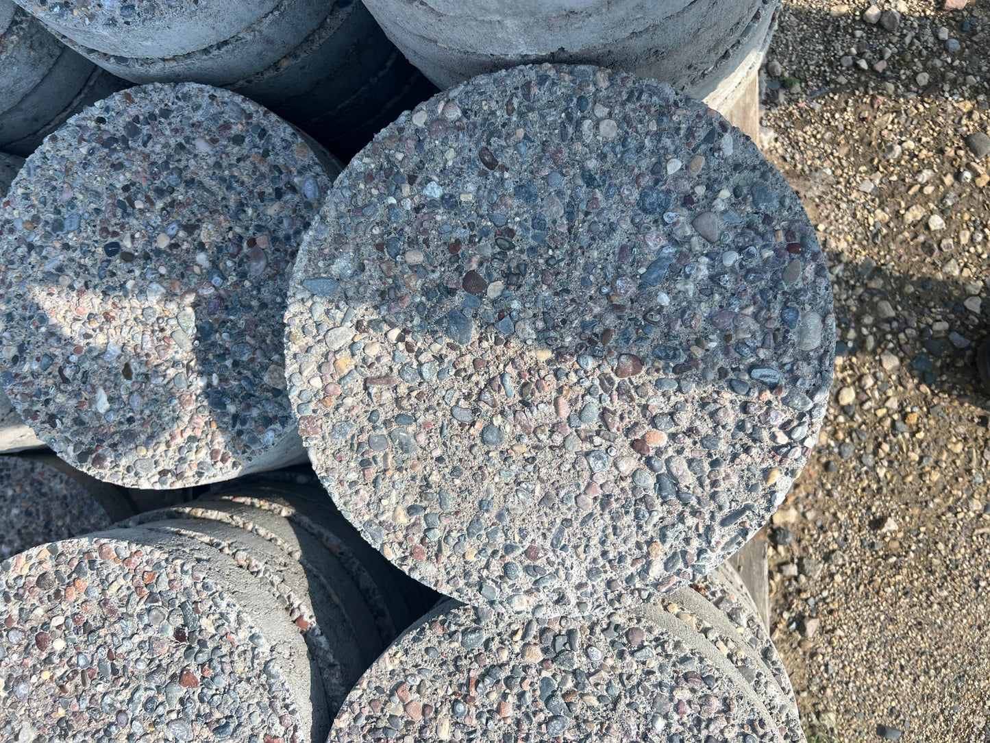 12 " Round Exposed Aggregate