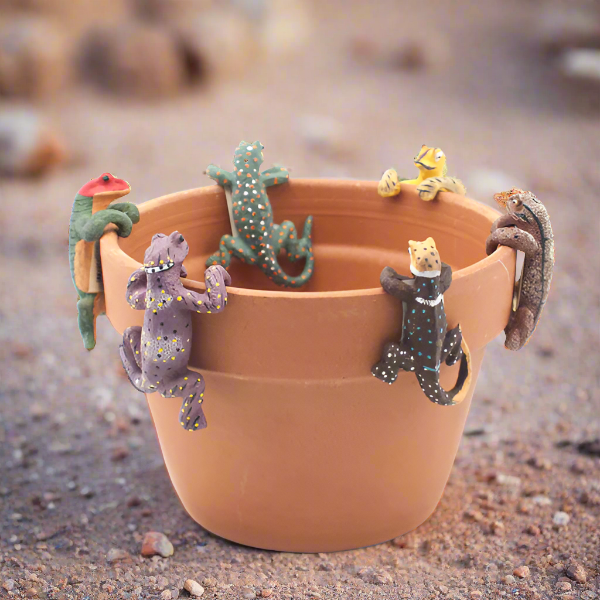 plant pot hanging animals Gecko Pot Hanger Medium