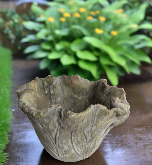 Small Frog Planter