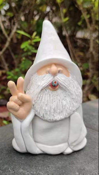 Smoking Wizard Gnome