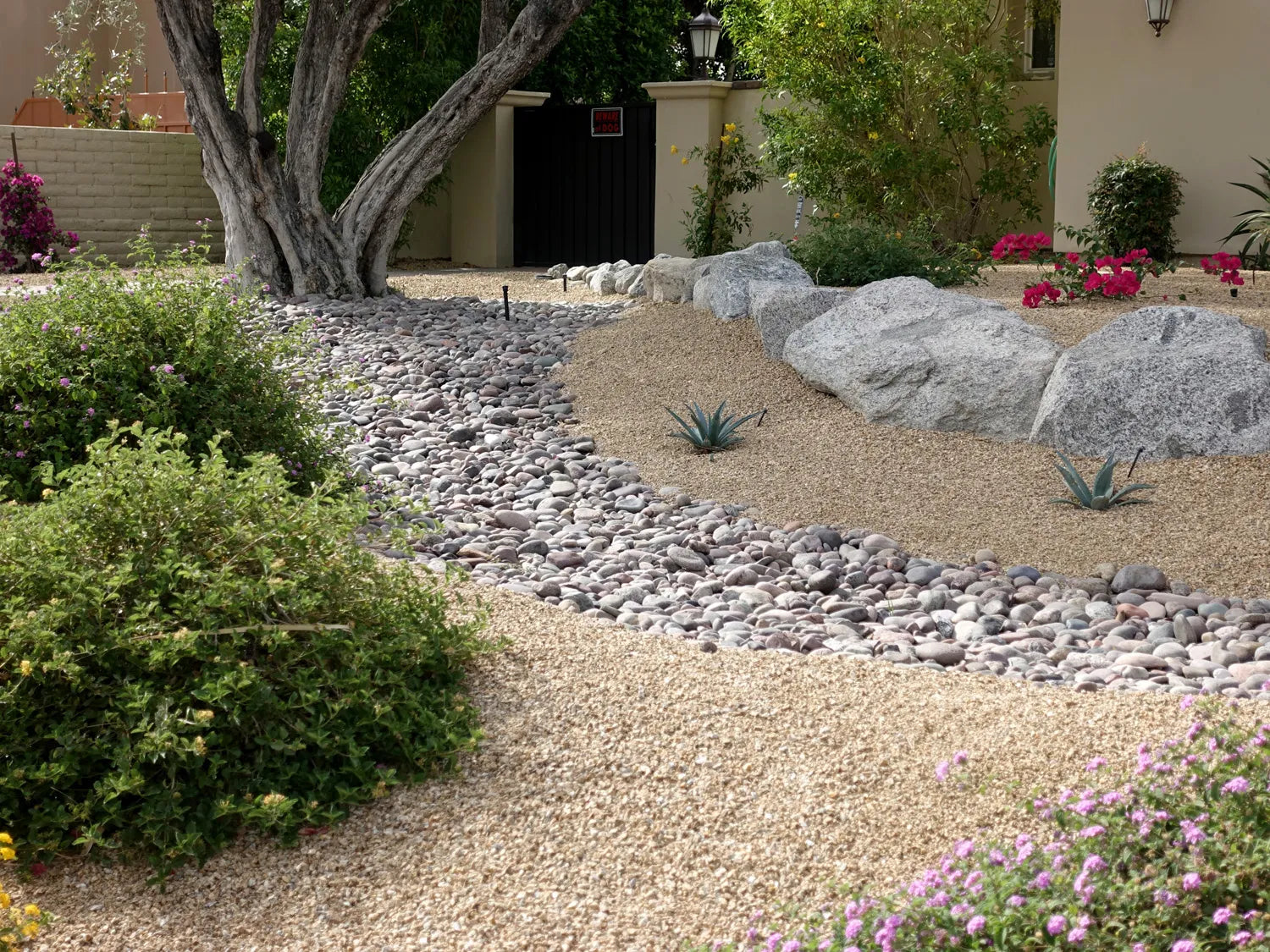 Field With Two Rocks Fieldstone | 4