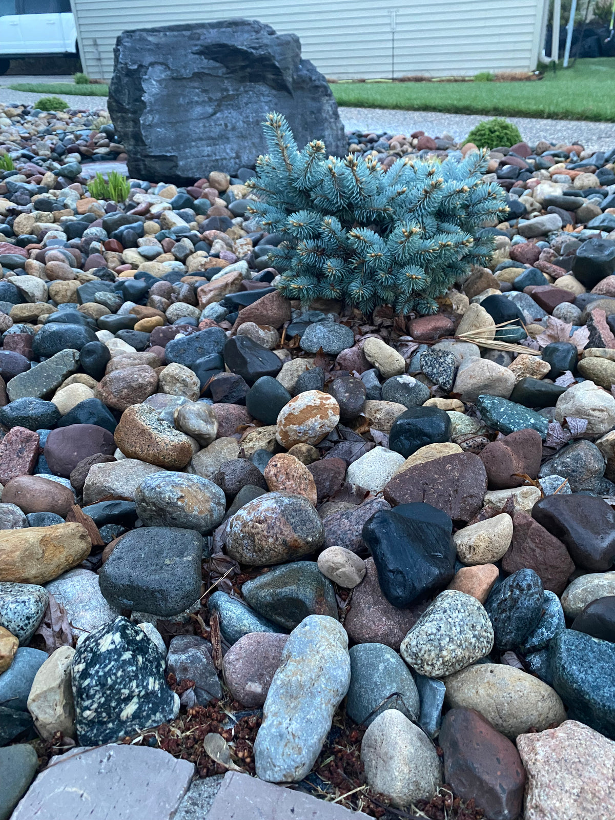 Landscape Rever Buying River Rock For Landscaping