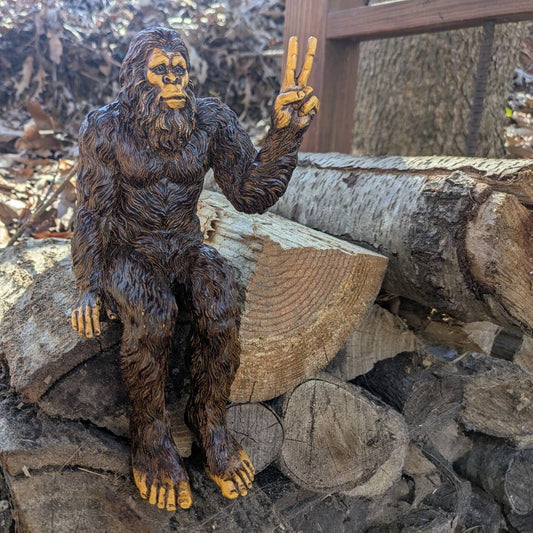 Bigfoot Shelf Sitter - Peace Man