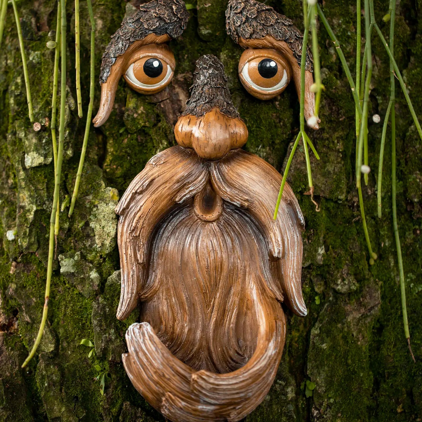 Tree Faces Decor Outdoor-Old Man