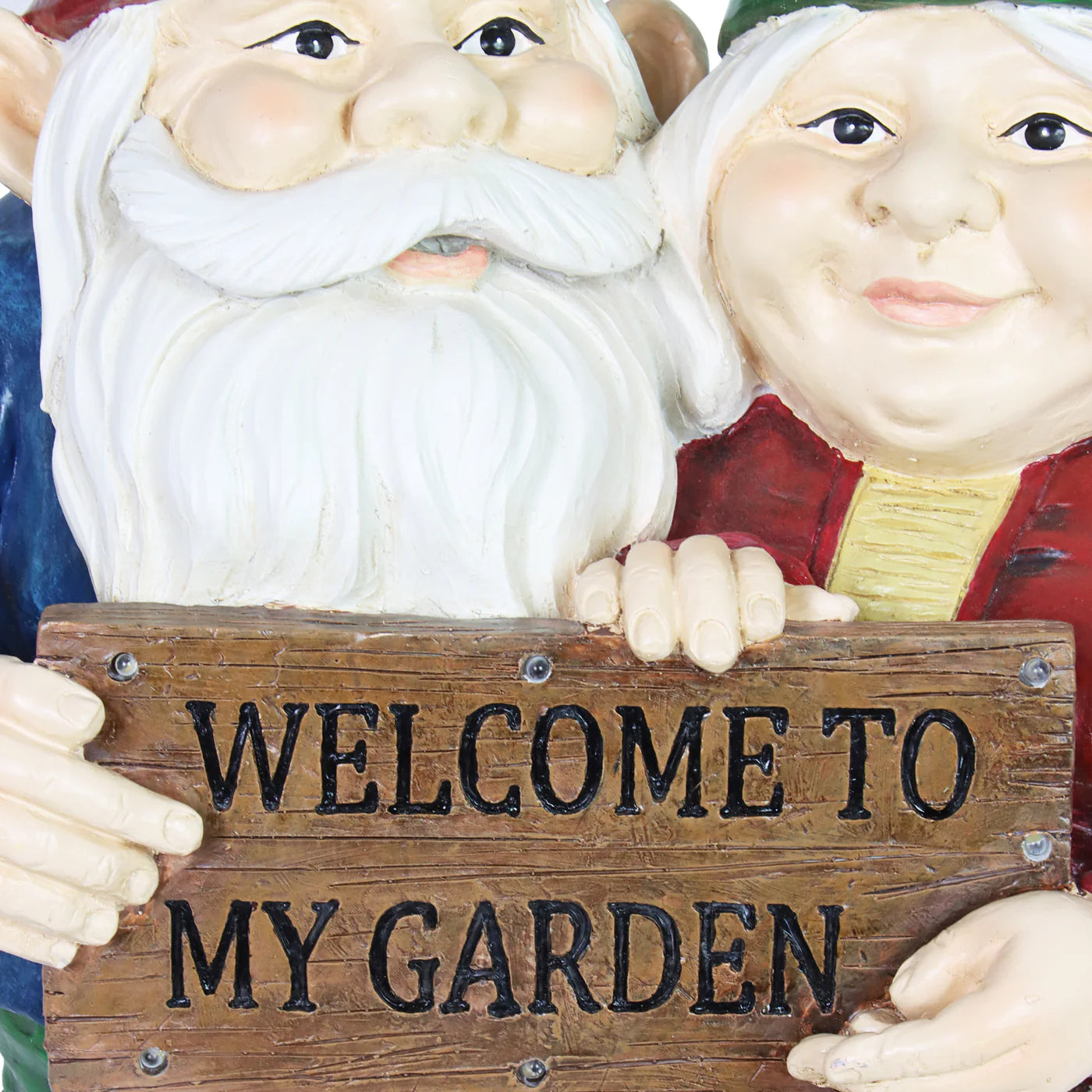 Solar Welcome Gnome Couple Statuary